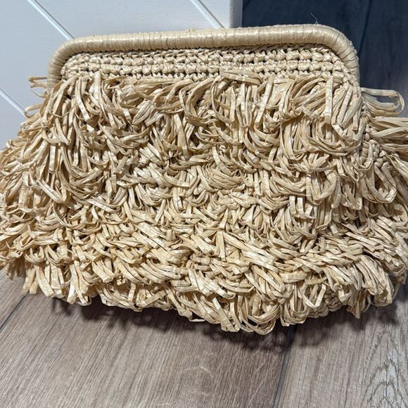 B2B Los Angeles Melia Fringe Clutch Bag Natural NWOT - Picture 6 of 8